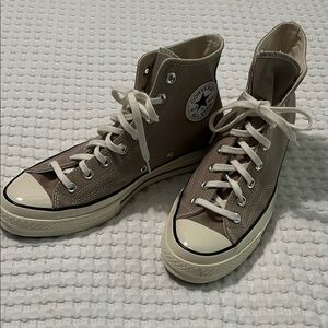 Converse High-Tops in Taupe and White